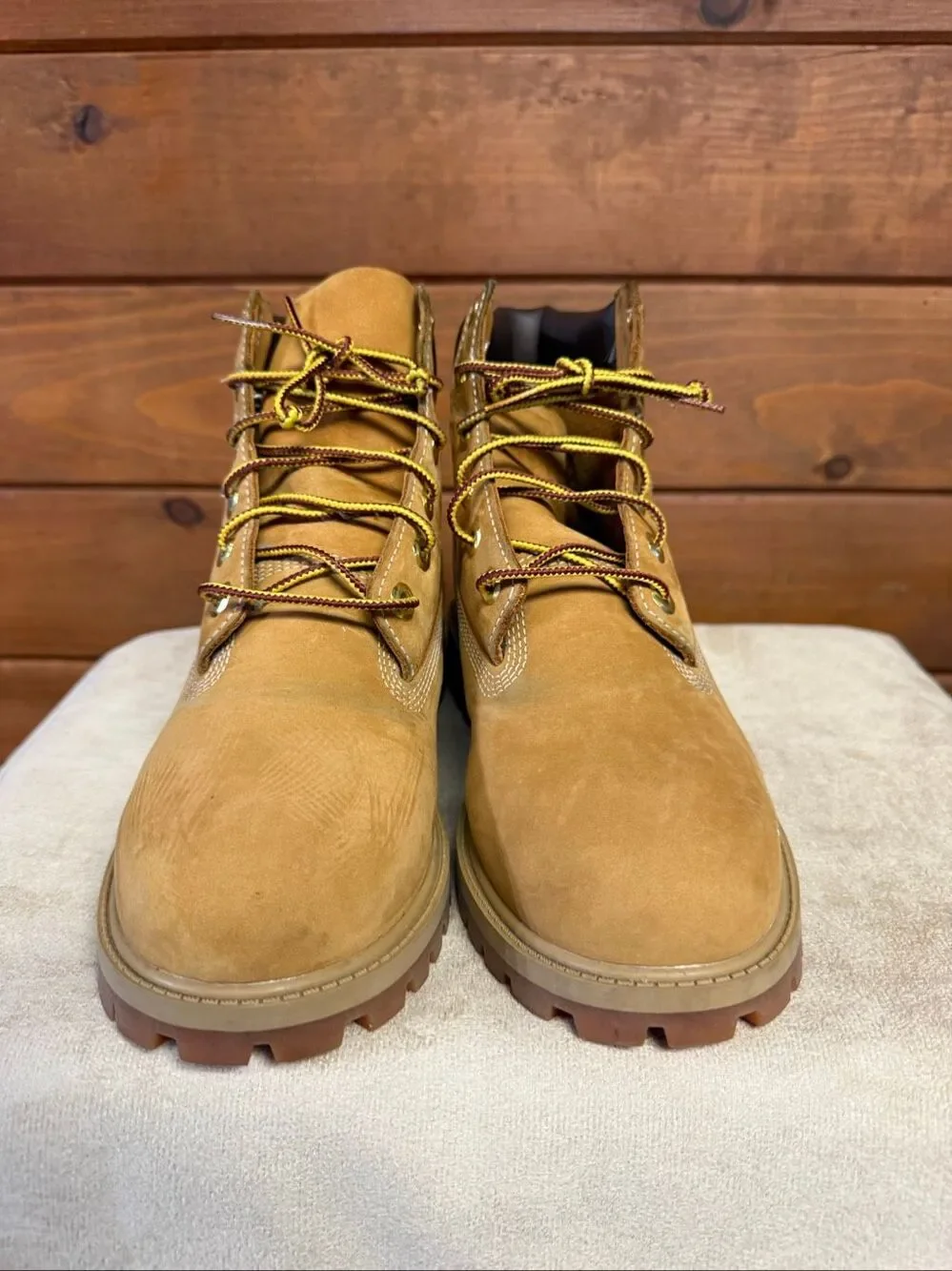 Timberland Boys Sz 6 Premium 6-Inch Waterproof Boots Wheat Nubuck